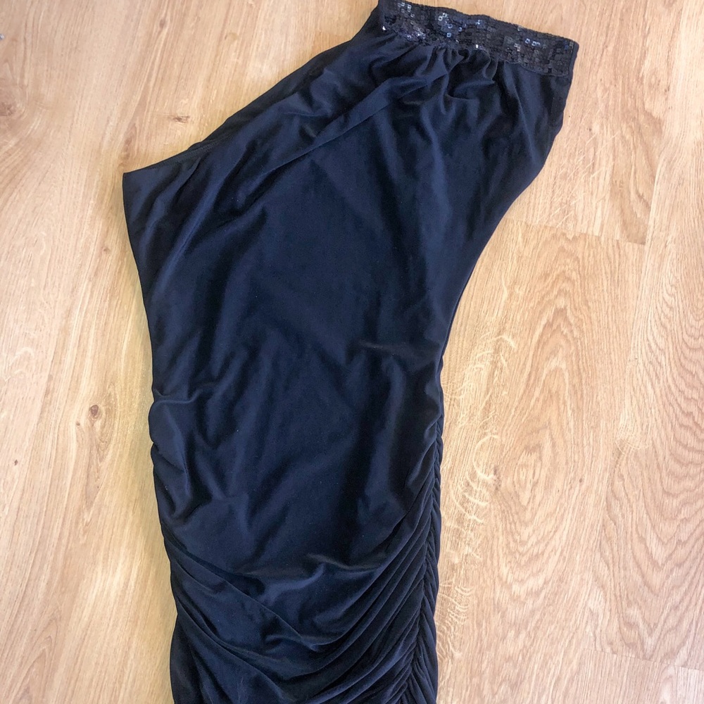 Forever 21 Black One Shoulder bodycon dress - Picture 2 of 8